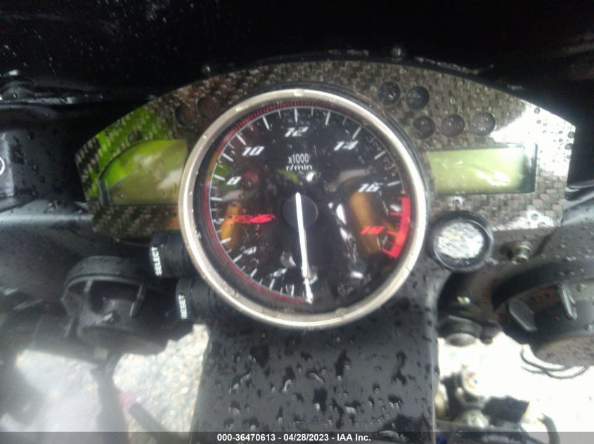 2009 YAMAHA YZFR6 - JYARJ16E79A017569