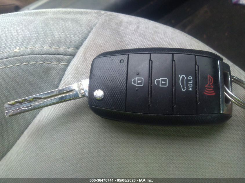 2014 KIA OPTIMA LX - 5XXGM4A74EG263300
