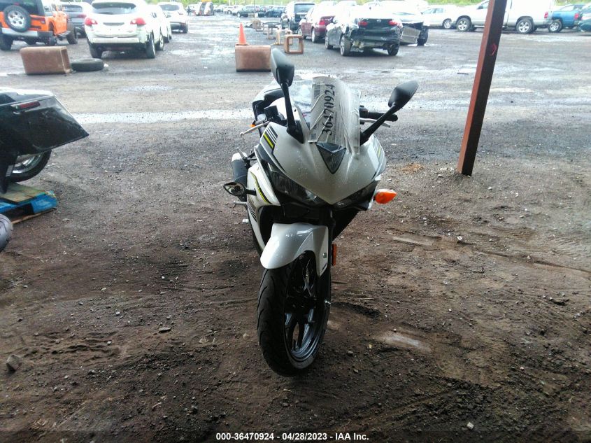 2017 YAMAHA YZFR3 A MH3RH15Y3HK002878