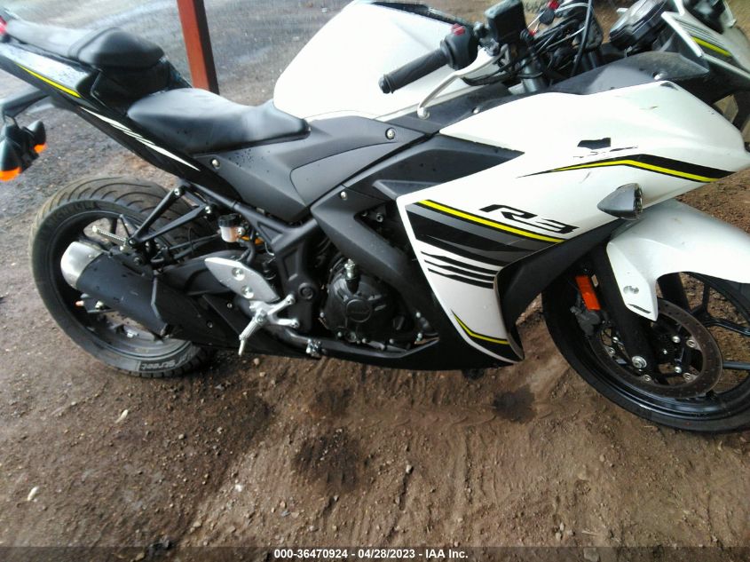 2017 YAMAHA YZFR3 A MH3RH15Y3HK002878
