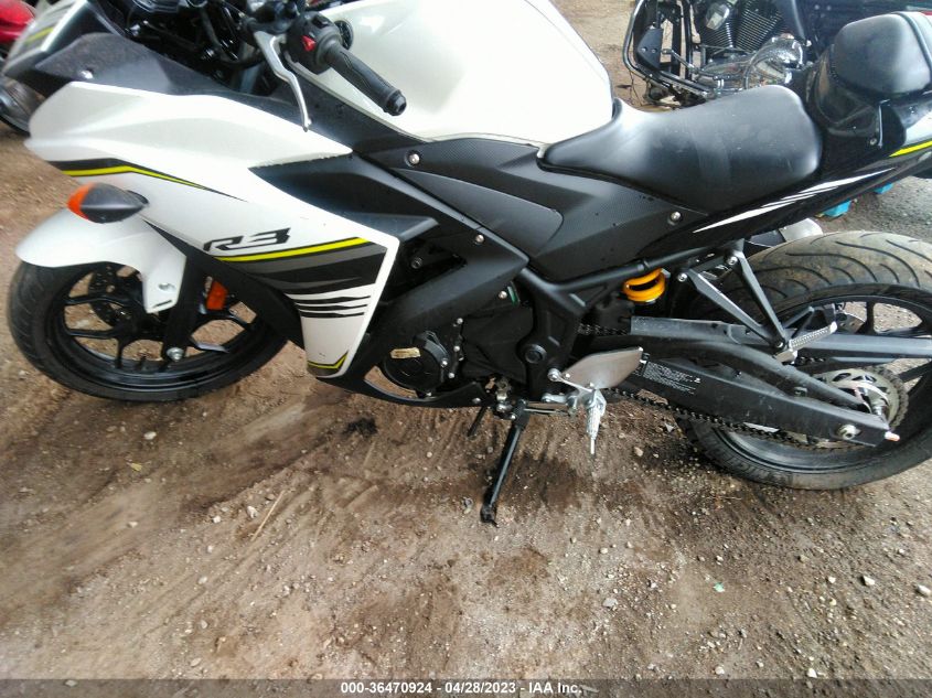 2017 YAMAHA YZFR3 A MH3RH15Y3HK002878