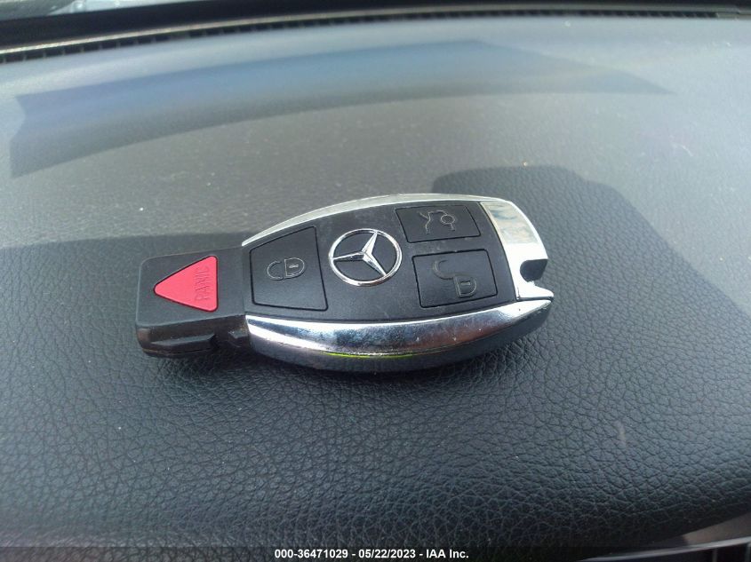 2016 MERCEDES-BENZ C-CLASS C 300 LUXURY - 55SWF4KB1GU104599