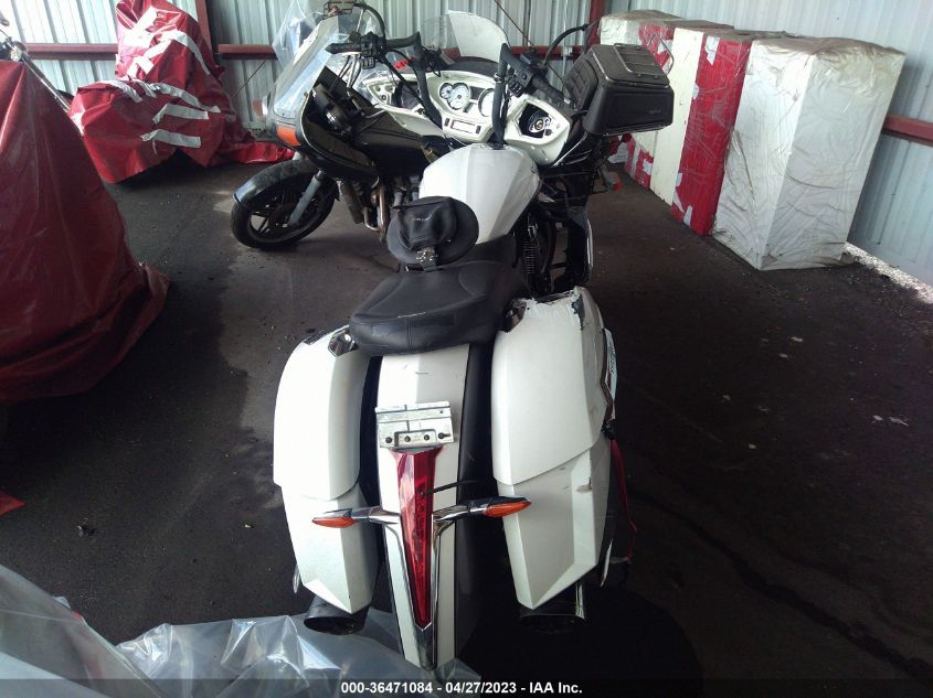 2015 VICTORY MOTORCYCLES CROSS COUNTRY TOUR - 5VPTW36N8F3039136