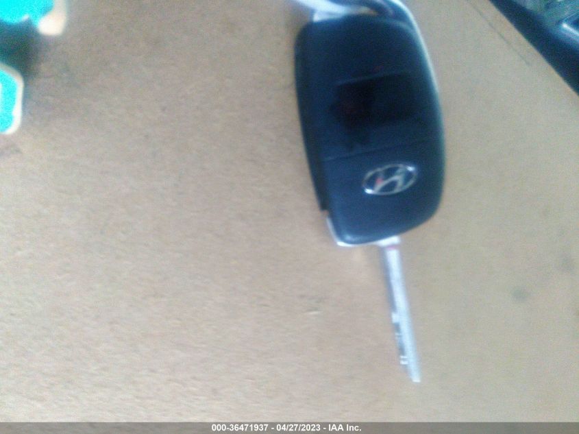2015 HYUNDAI SONATA 2.4L SE - 5NPE24AF6FH162074