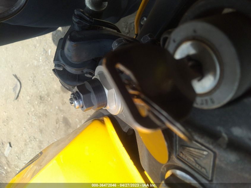 2000 HONDA CBR900 RR JH2SC4404YM005232