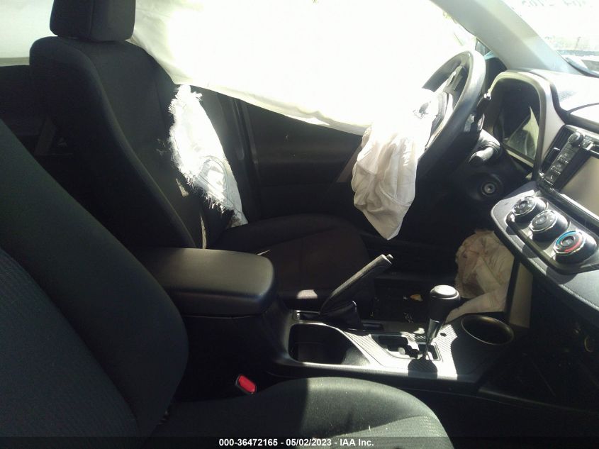 2015 TOYOTA RAV4 LE - JTMBFREV3FD153666