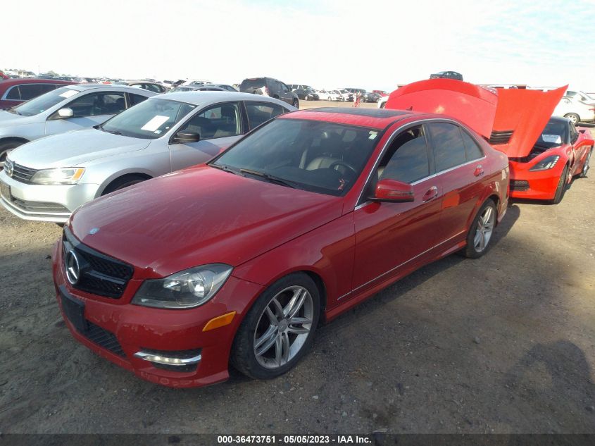 2013 MERCEDES-BENZ C-CLASS C 300 - WDDGF8AB1DR286878
