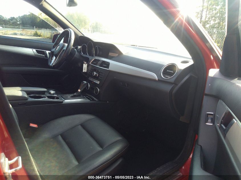 2013 MERCEDES-BENZ C-CLASS C 300 - WDDGF8AB1DR286878