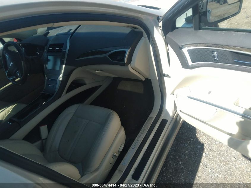 2015 LINCOLN MKZ HYBRID - 3LN6L2LU3FR623306