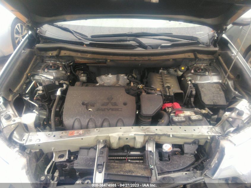 2019 MITSUBISHI OUTLANDER SE/SEL/LE - JA4AD3A38KZ020511