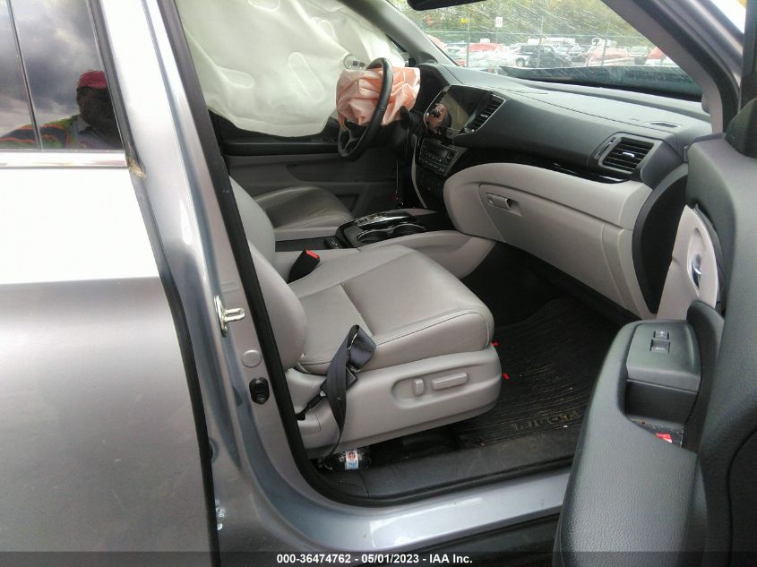 2019 HONDA PILOT TOURING 7-PASSENGER - 5FNYF6H60KB086668