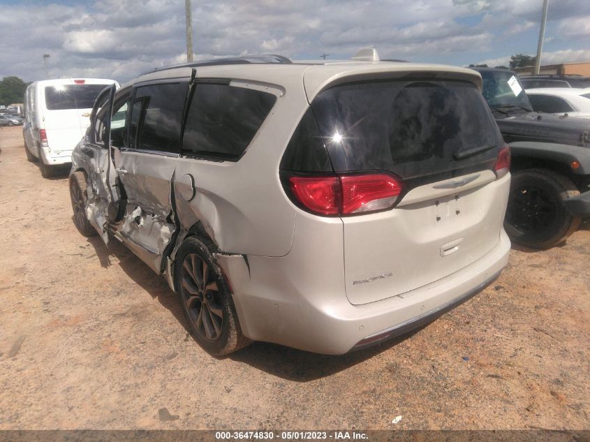 2017 CHRYSLER PACIFICA LIMITED - 2C4RC1GG3HR668903