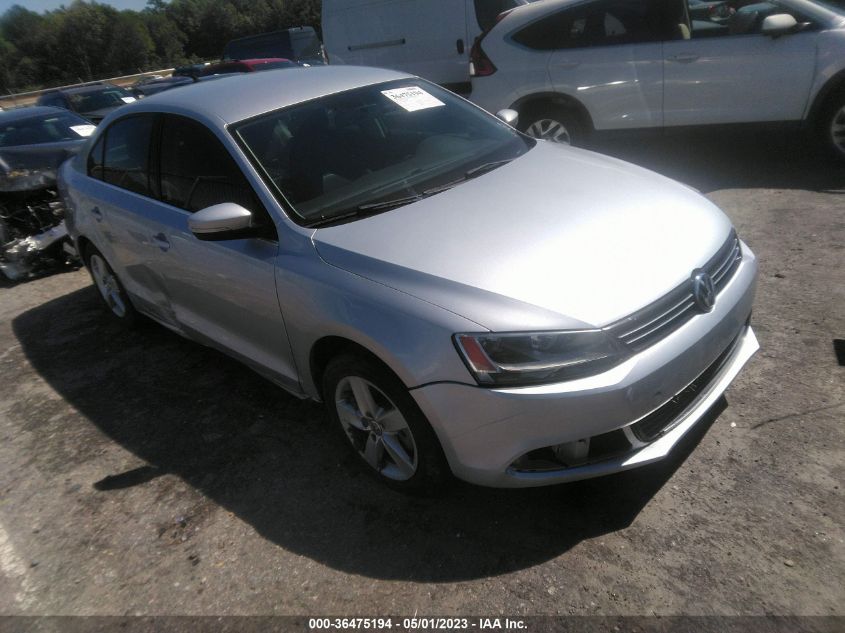 2014 VOLKSWAGEN JETTA SEDAN TDI - 3VWLL7AJ5EM296509