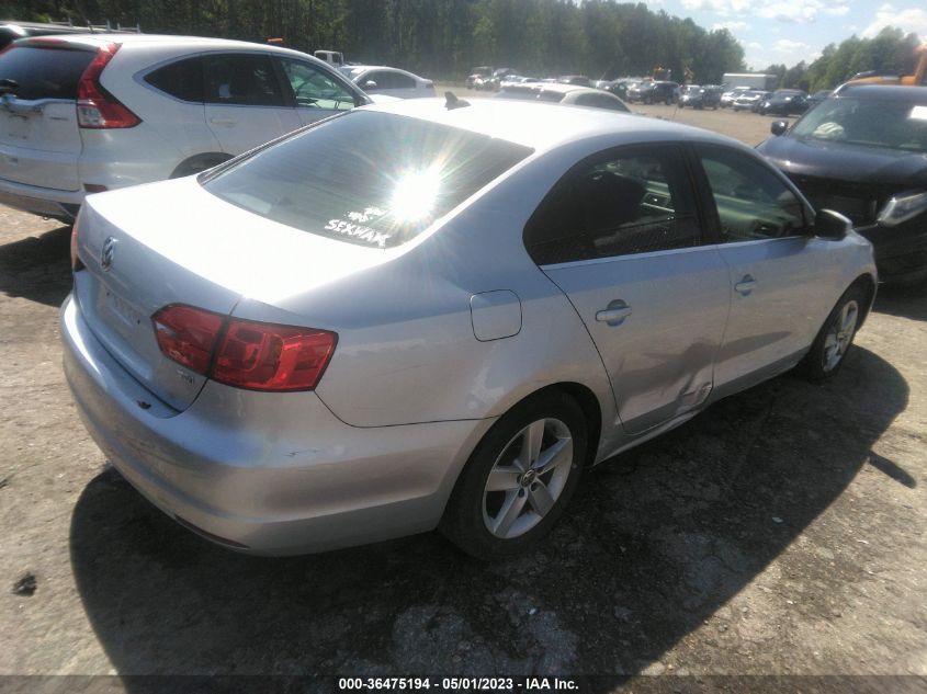 2014 VOLKSWAGEN JETTA SEDAN TDI - 3VWLL7AJ5EM296509