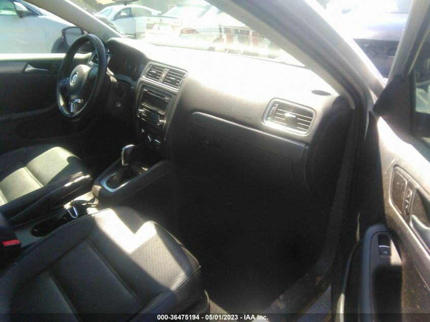 2014 VOLKSWAGEN JETTA SEDAN TDI - 3VWLL7AJ5EM296509