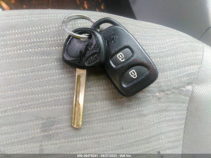 2016 HYUNDAI ACCENT SE - KMHCT4AE4GU973547
