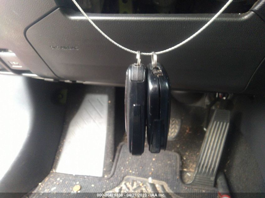 2019 TOYOTA RAV4 XLE - JTMW1RFV8KD010124