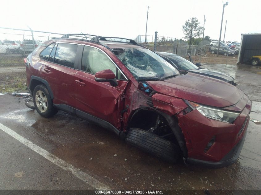 2019 TOYOTA RAV4 XLE - JTMW1RFV8KD010124
