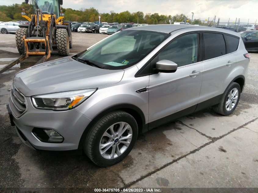 2017 FORD ESCAPE SE - 1FMCU9GD1HUA41221