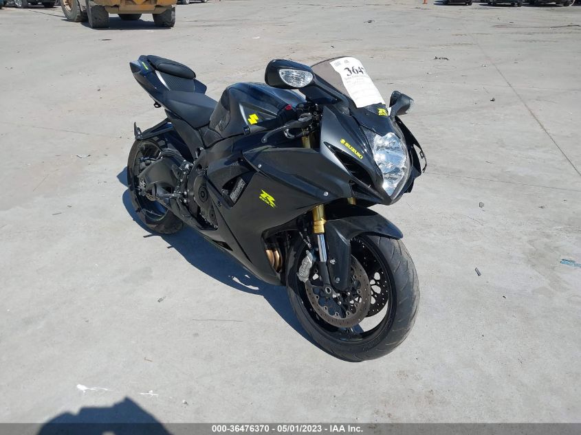 2016 SUZUKI GSX-R750 - JS1GR7MA2G2100951