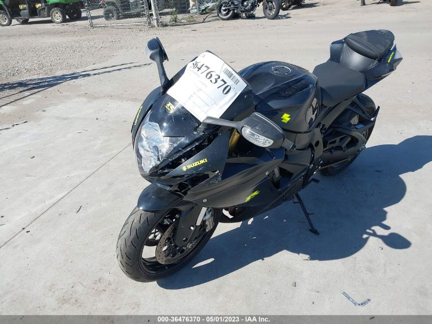 2016 SUZUKI GSX-R750 - JS1GR7MA2G2100951