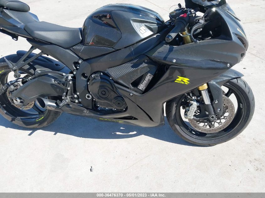 2016 SUZUKI GSX-R750 - JS1GR7MA2G2100951