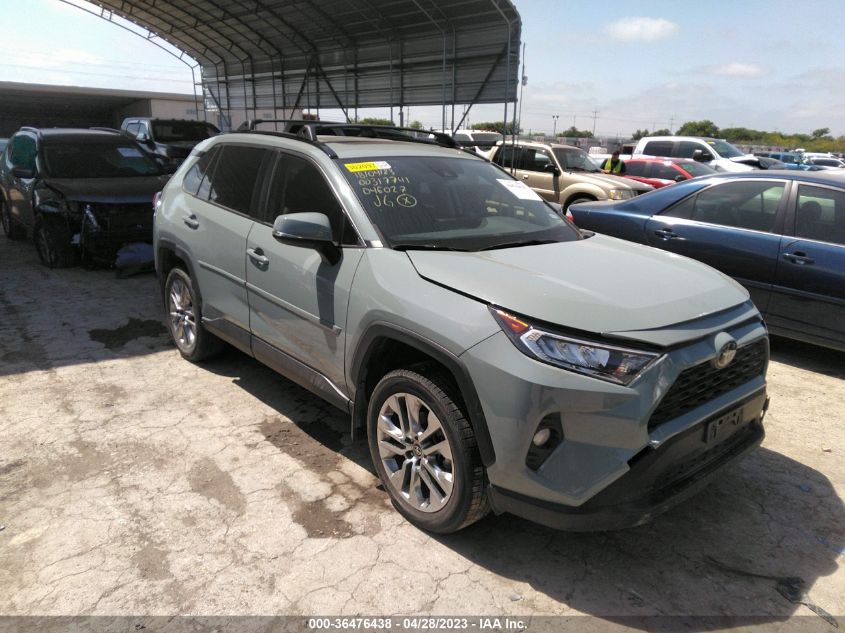 2020 TOYOTA RAV4 XLE PREMIUM - JTMC1RFV8LD046027