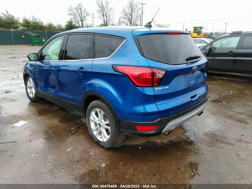 2019 FORD ESCAPE SE - 1FMCU9GD3KUA99158