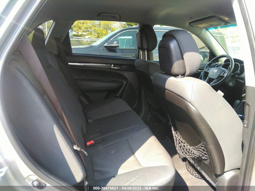 2013 KIA SORENTO LX - 5XYKT4A64DG384925