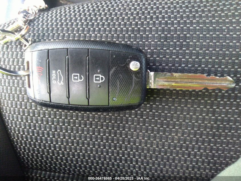 2017 KIA FORTE5 LX KNAFK5A81H5678192