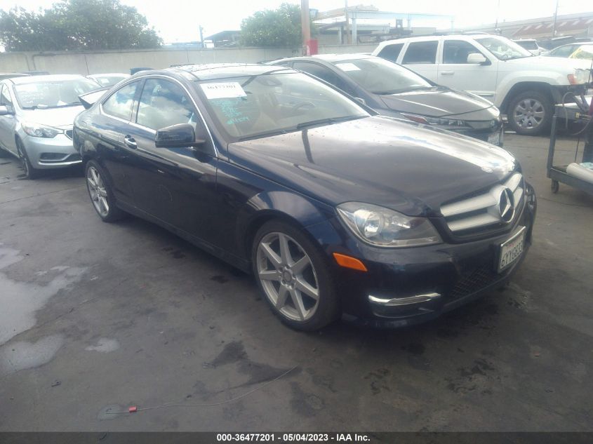 2013 MERCEDES-BENZ C-CLASS C 250 - WDDGJ4HB1DG008619