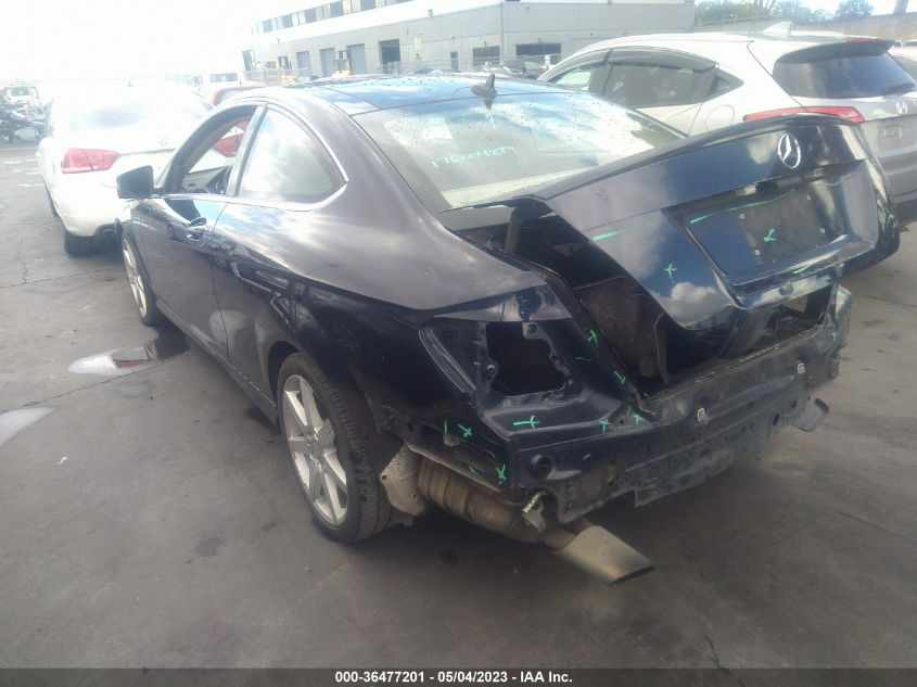 2013 MERCEDES-BENZ C-CLASS C 250 - WDDGJ4HB1DG008619