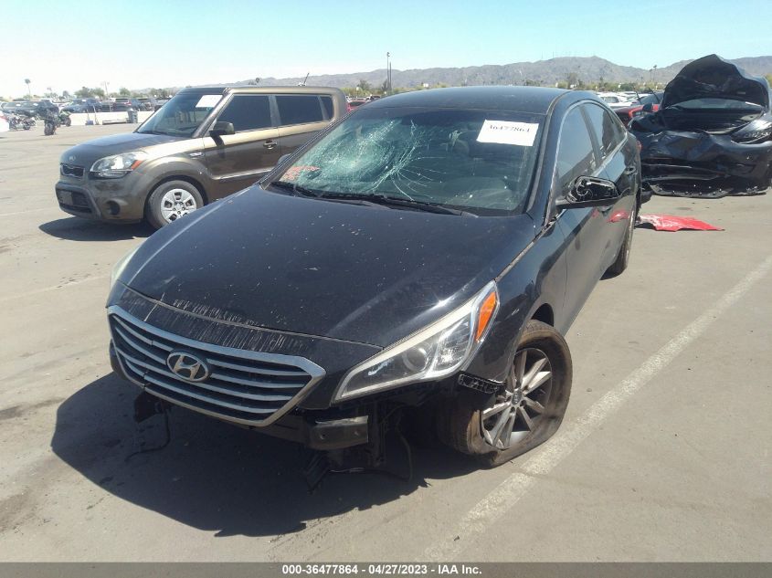 2015 HYUNDAI SONATA 2.4L SE - 5NPE24AF0FH197435