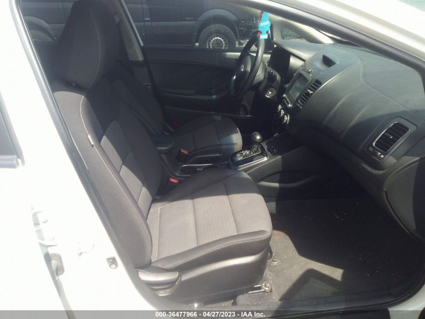 2018 KIA FORTE LX - 3KPFL4A76JE170926