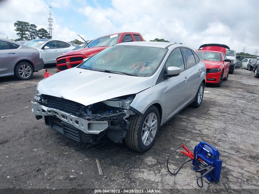 VIN 1FADP3F28JL277153 2018 FORD FOCUS SE