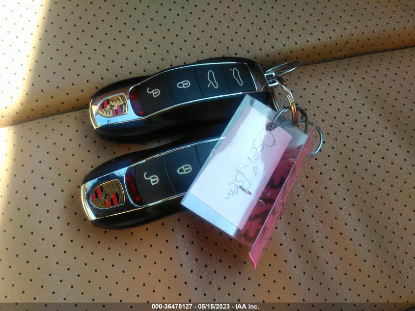 2013 PORSCHE BOXSTER WP0CA2A87DS113075