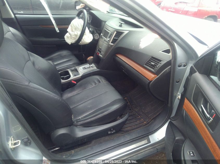 2014 SUBARU OUTBACK 2.5I LIMITED - 4S4BRBLC4E3324005