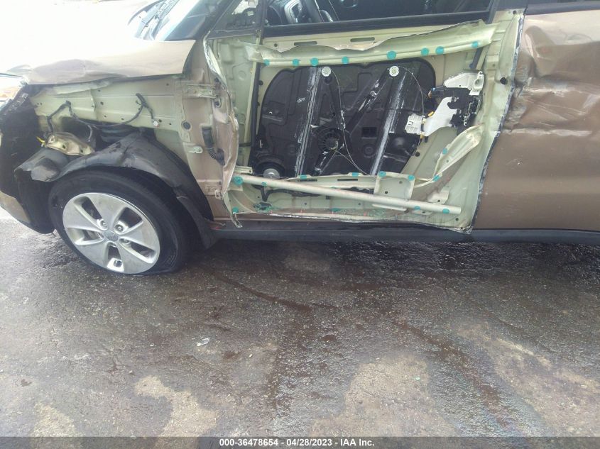 2014 KIA SOUL BASE - KNDJN2A27E7096774
