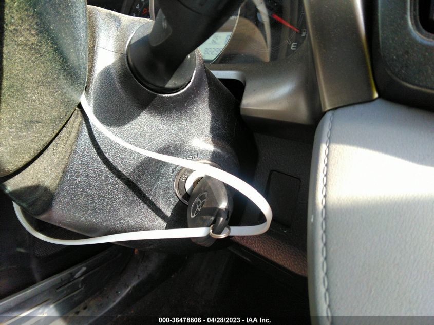 2015 TOYOTA RAV4 LE - JTMZFREV6FJ037328