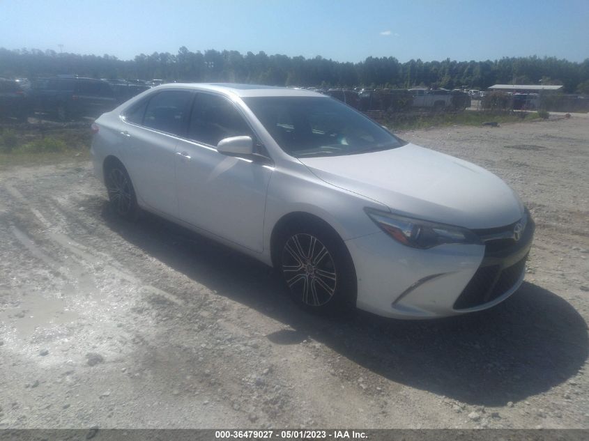2016 TOYOTA CAMRY SE W/SPECIAL EDITION PKG - 4T1BF1FKXGU180639
