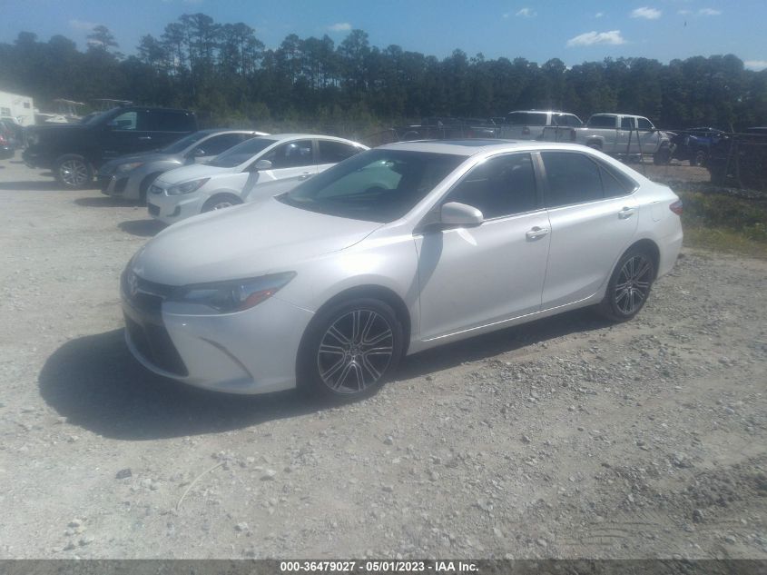 2016 TOYOTA CAMRY SE W/SPECIAL EDITION PKG - 4T1BF1FKXGU180639