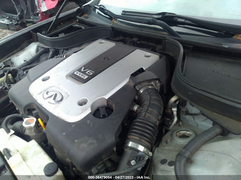 2015 INFINITI Q40 JN1CV6AR2FM520655
