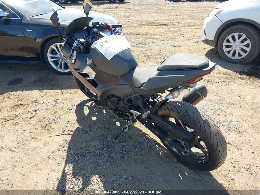 VIN JKAEXKG14MDAB3837 2021 KAWASAKI EX400