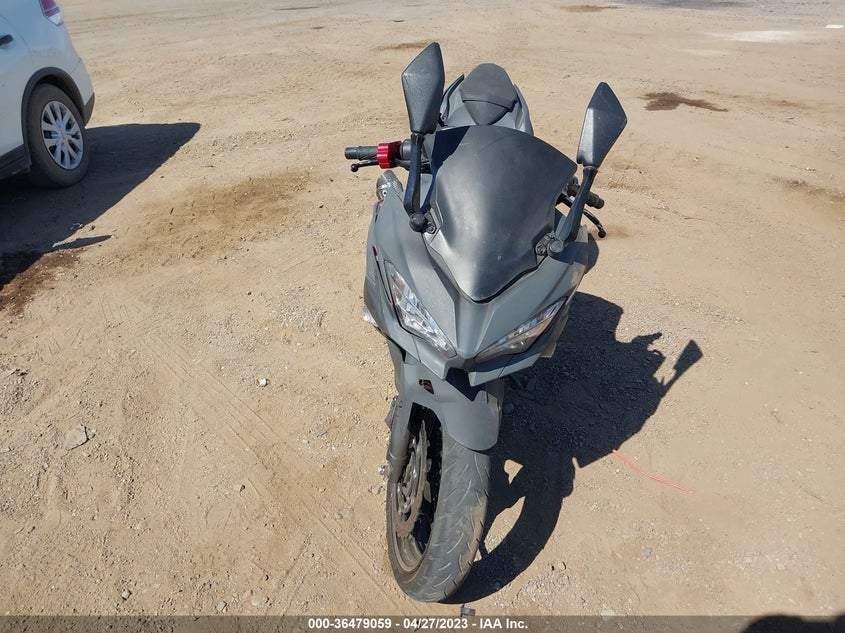 VIN JKAEXKG14MDAB3837 2021 KAWASAKI EX400