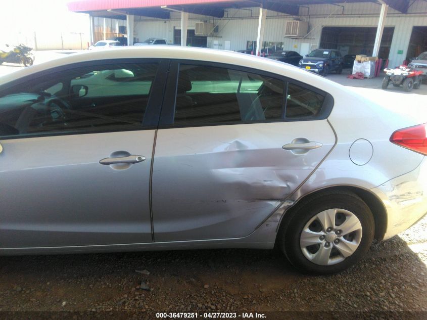 2015 KIA FORTE LX - KNAFK4A66F5425469