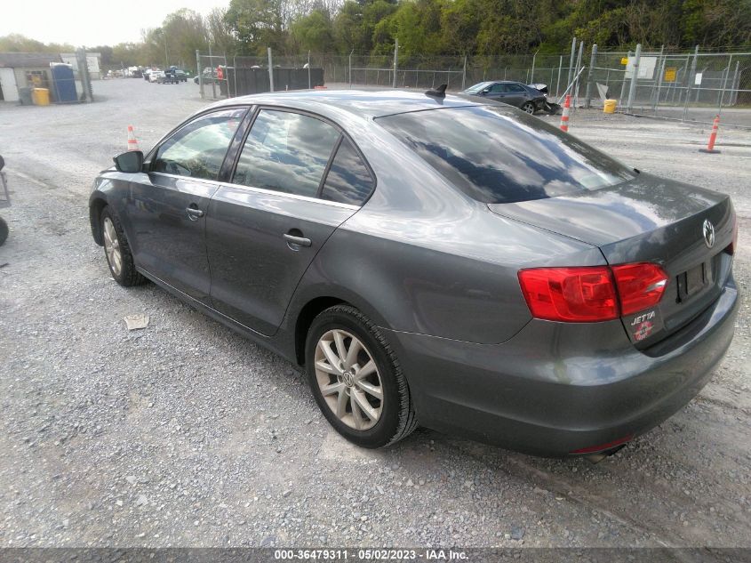 2014 VOLKSWAGEN JETTA SEDAN SE W/CONNECTIVITY - 3VWD07AJ5EM242608