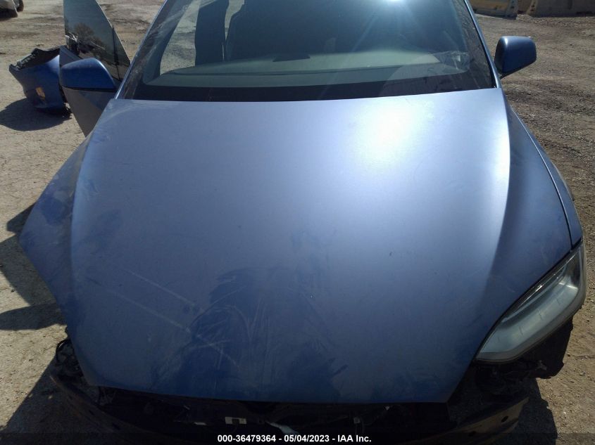 2018 TESLA MODEL X 75D/100D/P100D - 5YJXCBE20JF139902