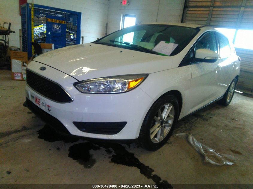 2015 FORD FOCUS SE - 1FADP3K28FL301240