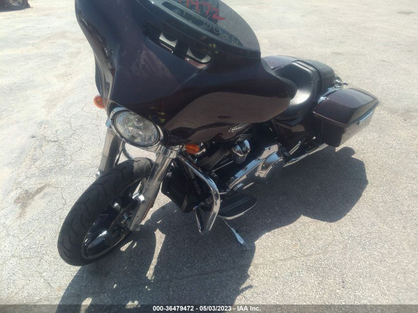 2022 HARLEY-DAVIDSON FLHX - 1HD1KBC19NB656626
