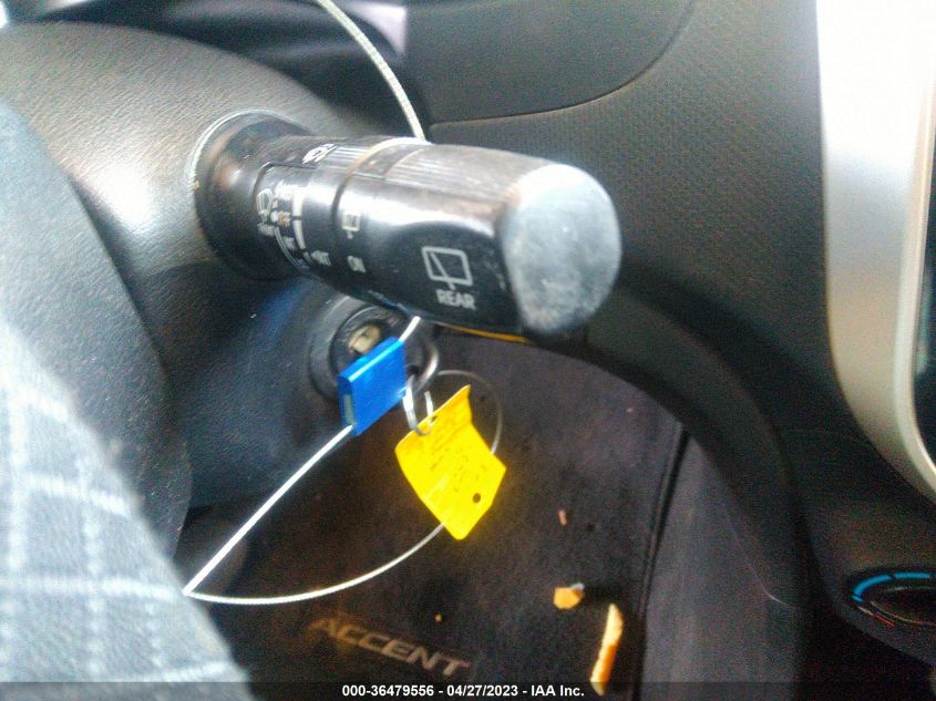 2013 HYUNDAI ACCENT SE - KMHCU5AE5DU072637